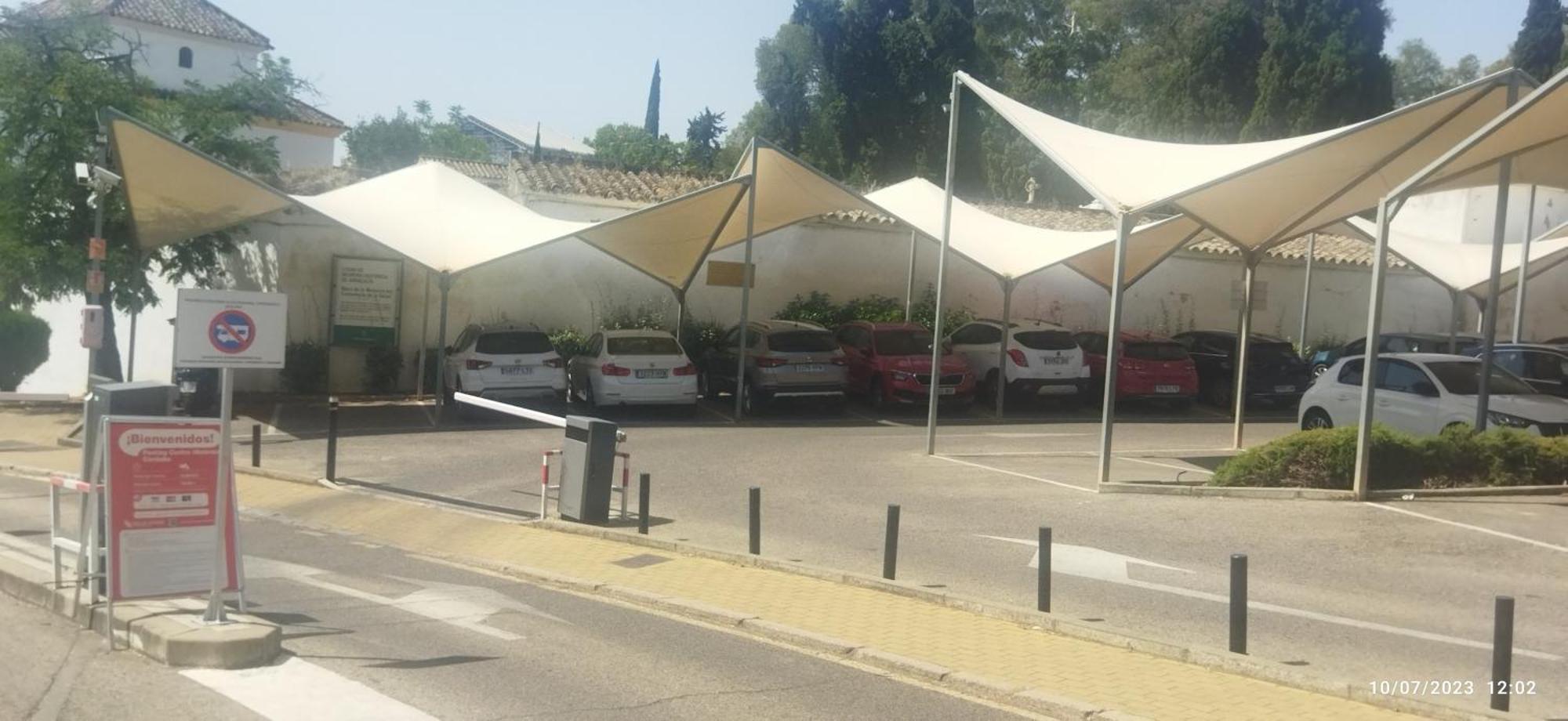 Puerta Sevilla Parking Gratis قرطبة المظهر الخارجي الصورة